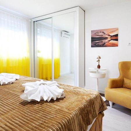 Apartment Paradise Sunshine Belgrado Exterior foto